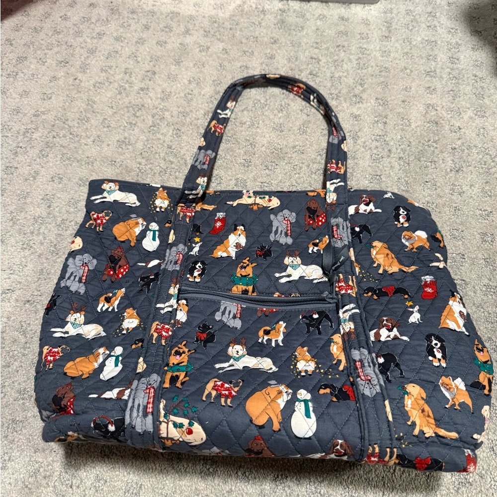 Vera Bradley Holiday Dogs Quilted Tote Bag - Dark Gray